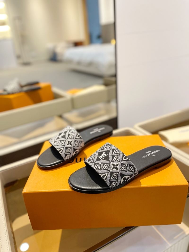 Louis Vuitton Slippers